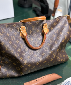 Alternative view of Tái Chế Túi LV Speedy Thành Túi Tote OntheGo