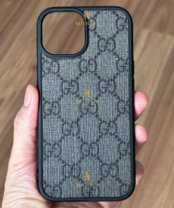 Ốp Lưng Gucci Cho IPhone Tái Chế Từ Túi Xách Cũ